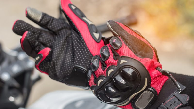 motorcyclist gloves
